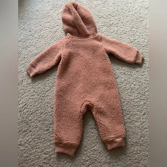 Carters Hooded One Piece Pink 9 Months - Picture 4 of 6